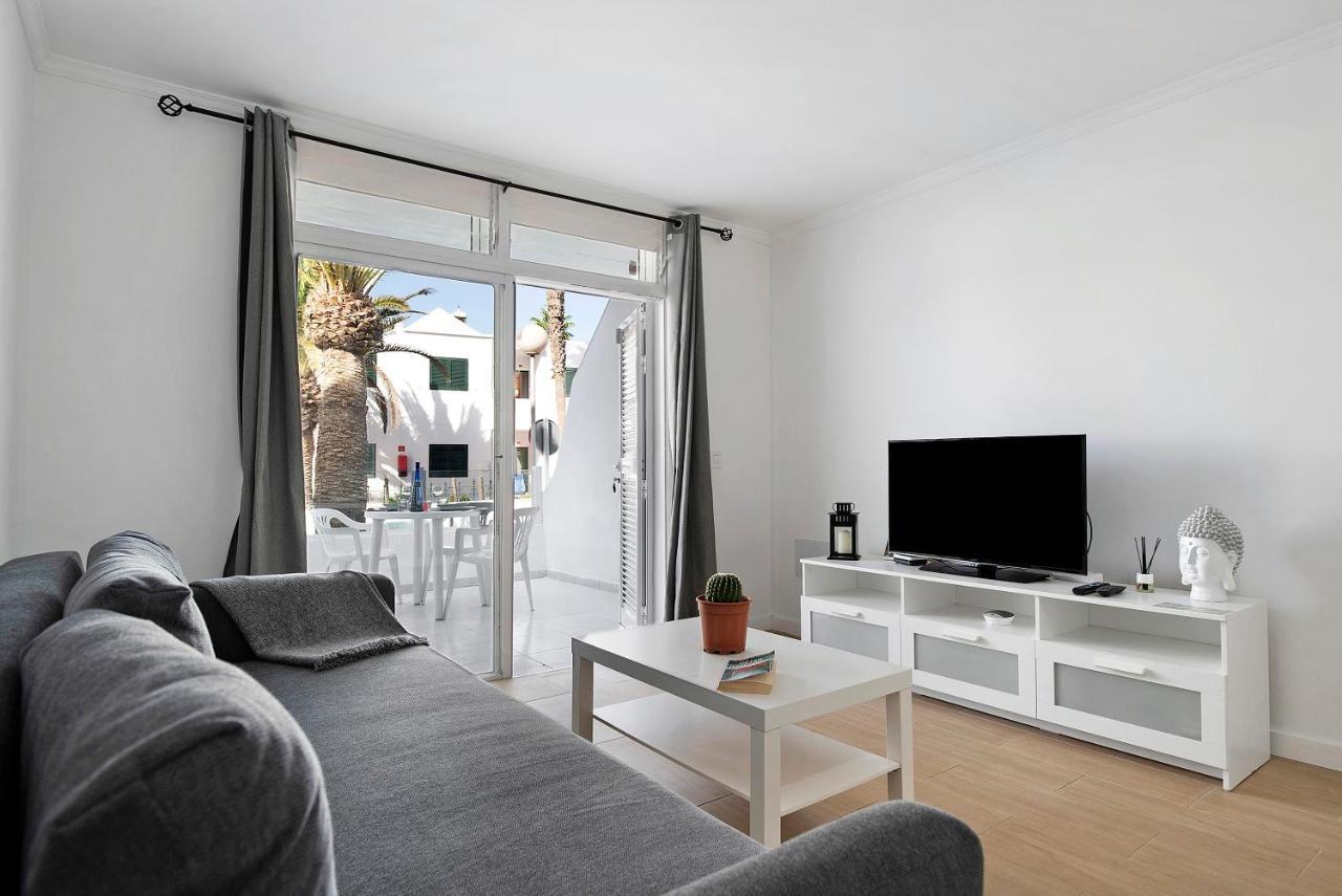 Ianoa Apartment Tías Екстериор снимка