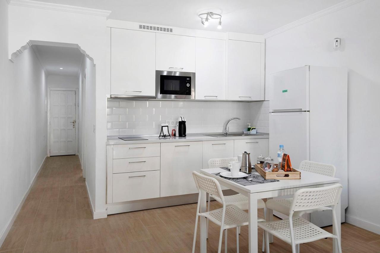 Ianoa Apartment Tías Екстериор снимка