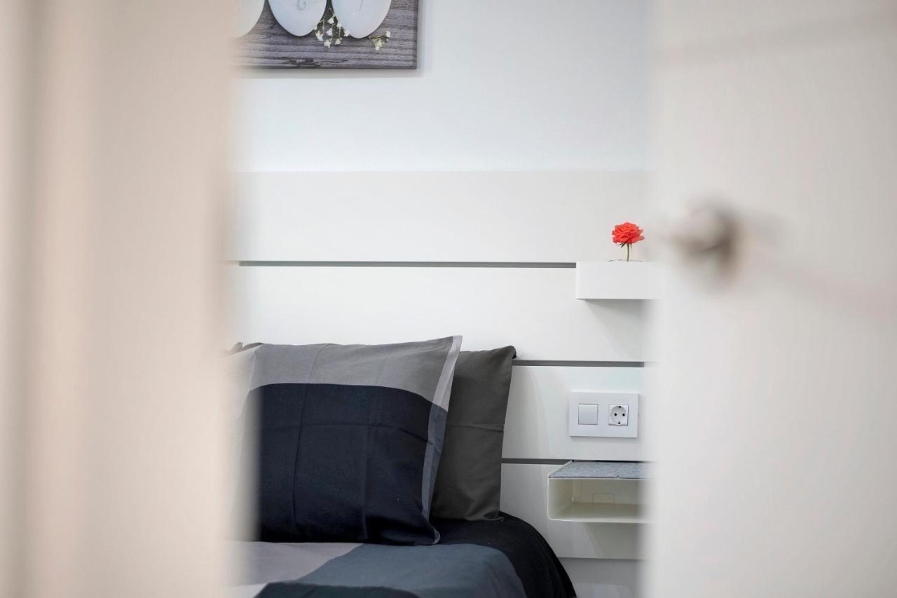 Ianoa Apartment Tías Екстериор снимка